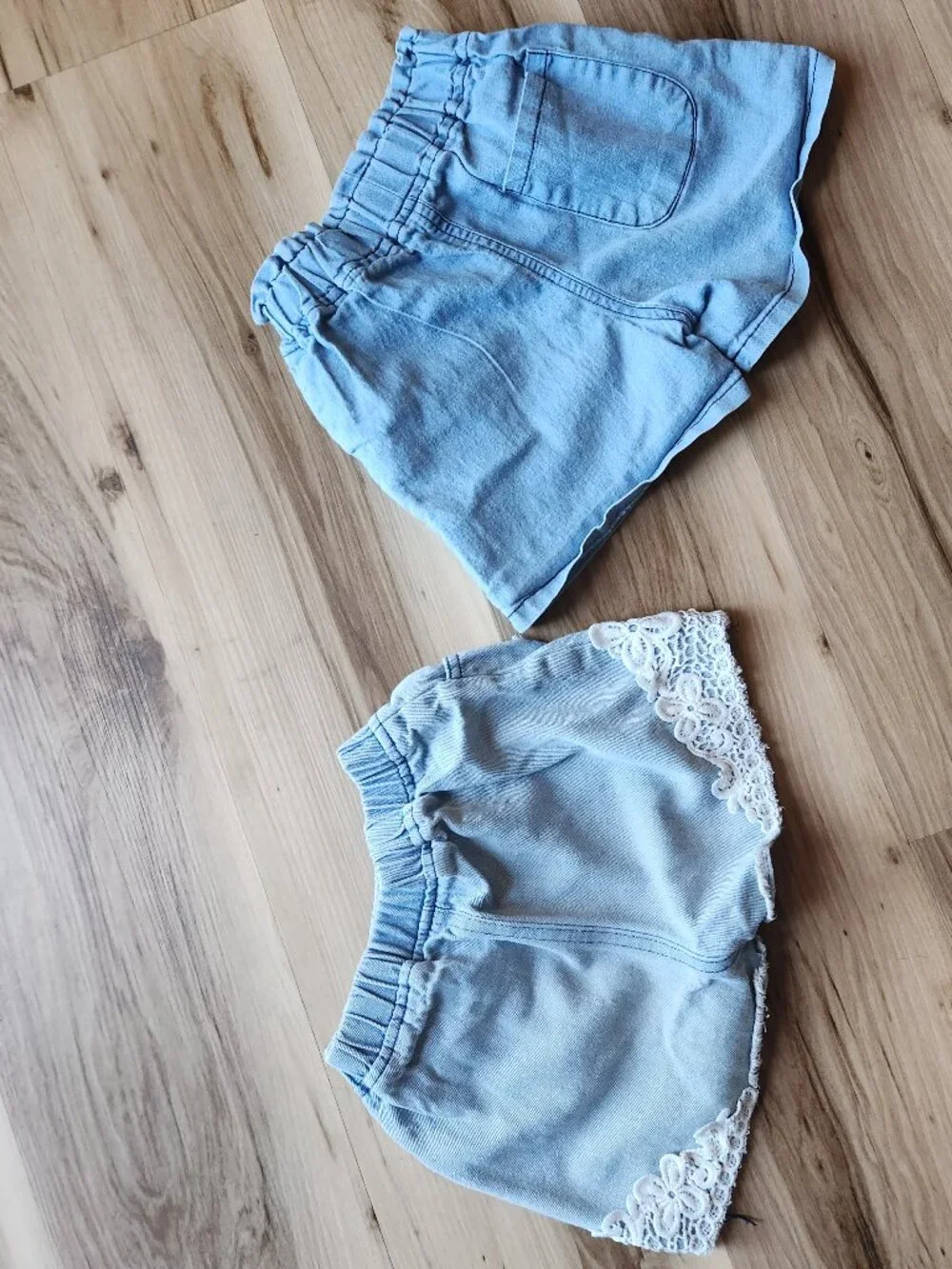 Little girl decorative lacey and floral jean shorts bundle size 5-6
